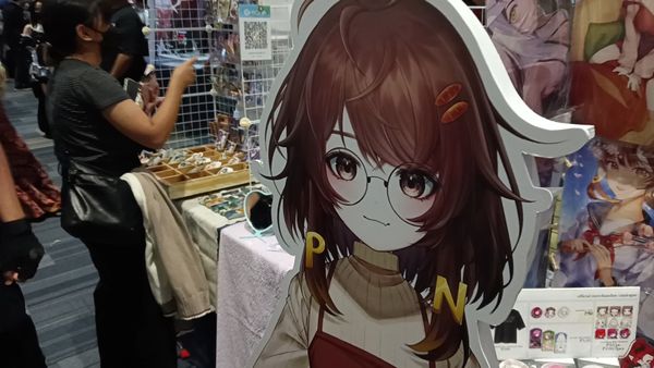 Year-End Cosplay Event Brings More VTuber Merch